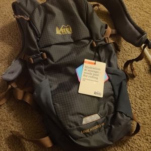 Rei hydration pack